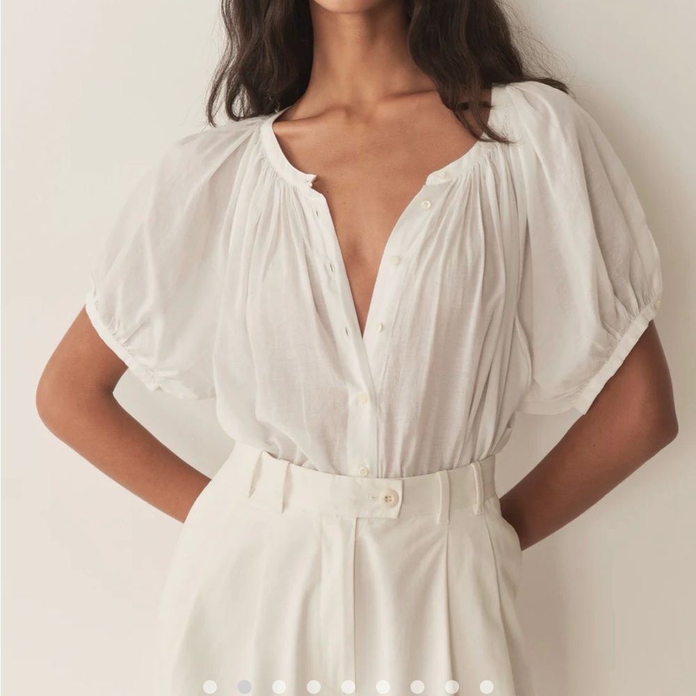 Doen Ivory Button-Front Puff Sleeve Blouse